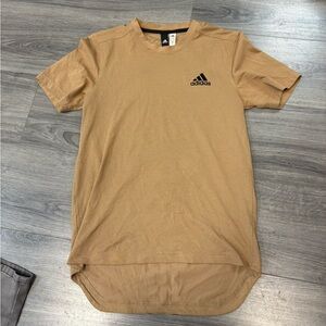 Adidas extended Men's Short Sleeve Tan Tee